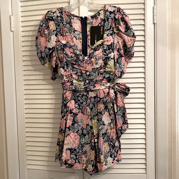 Fashion Nova floral romper size M NWT - Picture 1 of 10